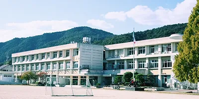 風早小学校